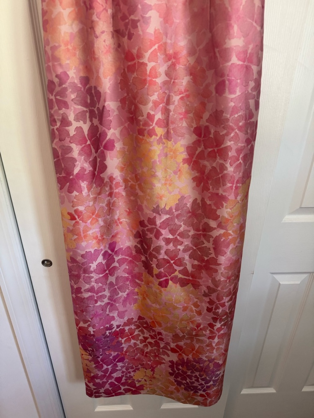 Sachin + Babi Adellyn Gown in Sunset Hydrangea Size 8 - Picture 6 of 8